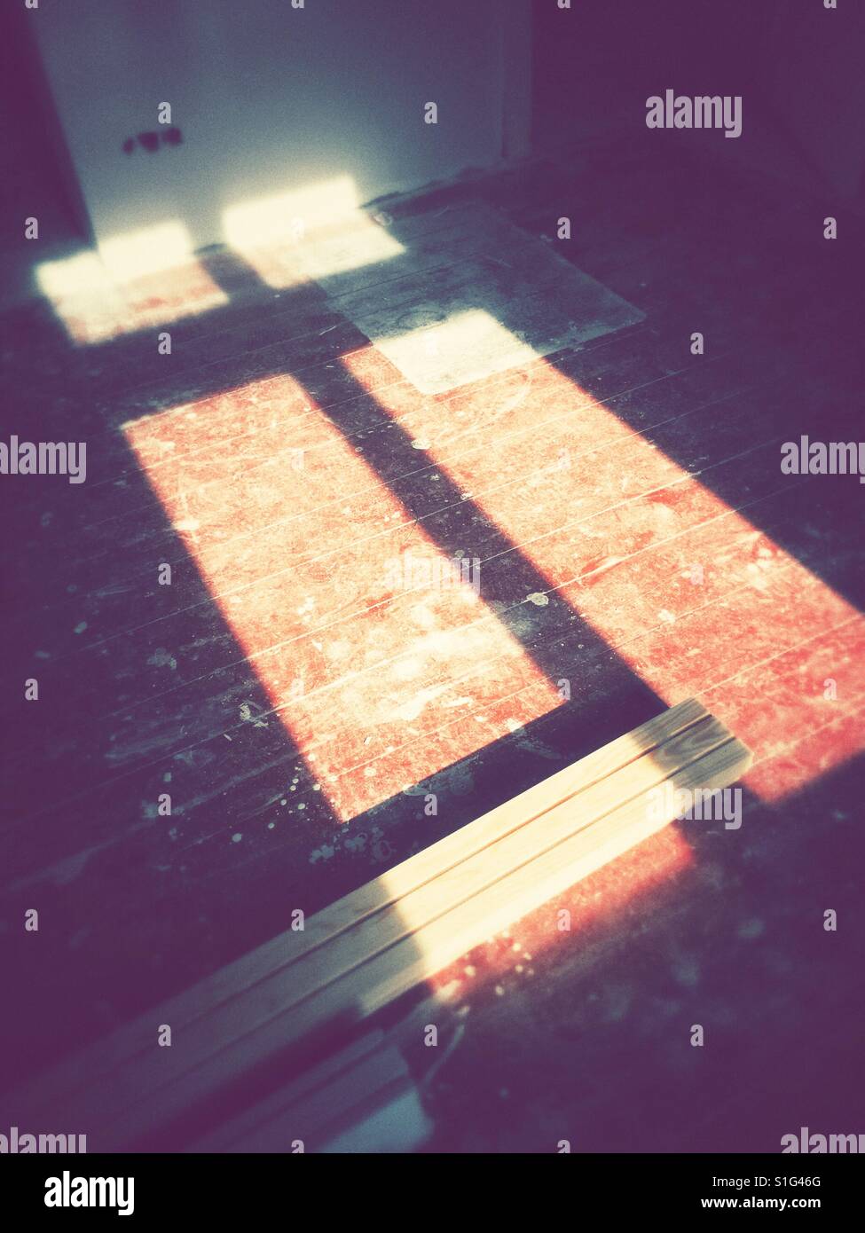 Construction house shadow hi-res stock photography and images - Alamy