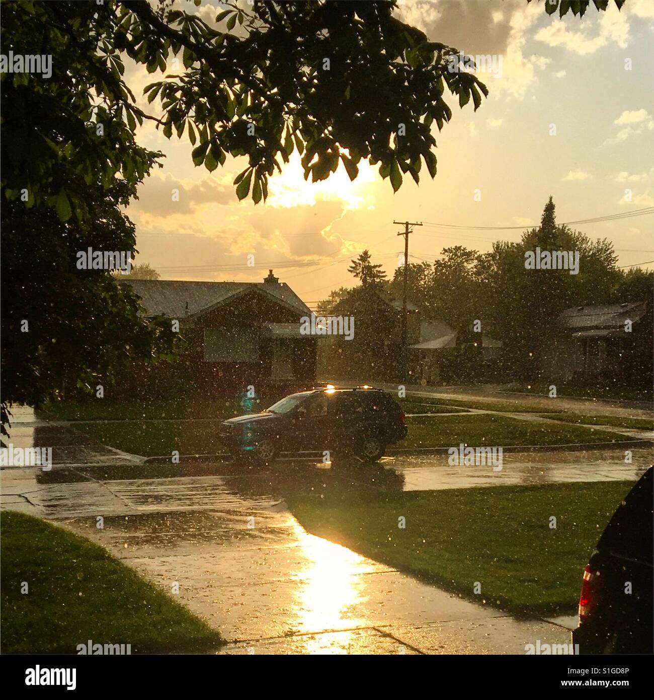 Rain coming down hires stock photography and images Alamy