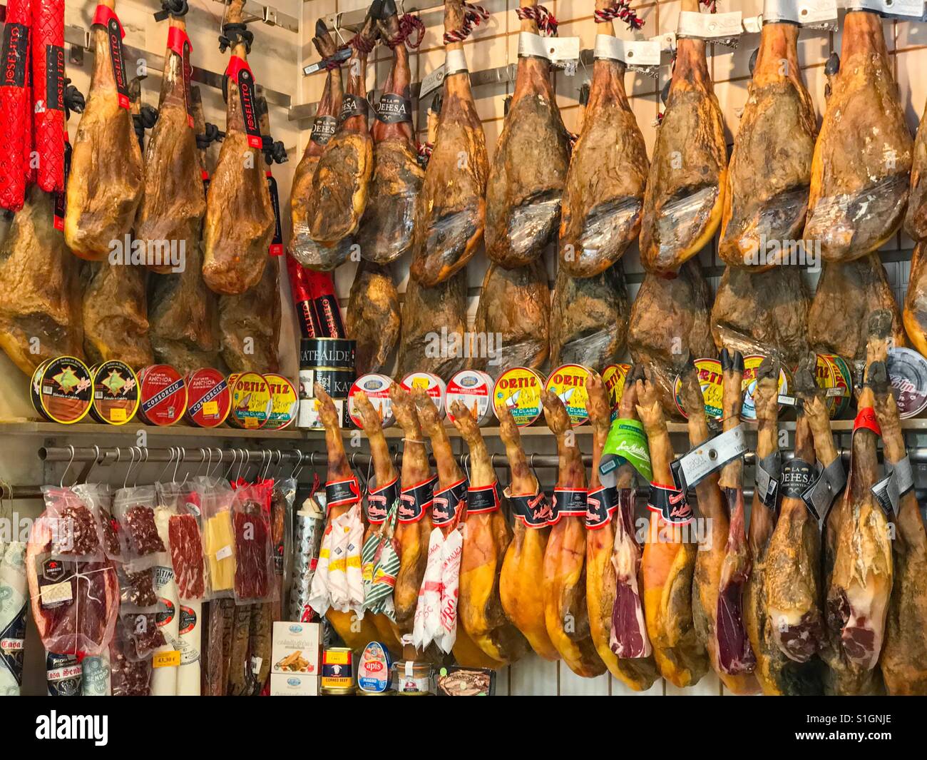 Malaga spain food shop hi-res stock photography and images - Alamy