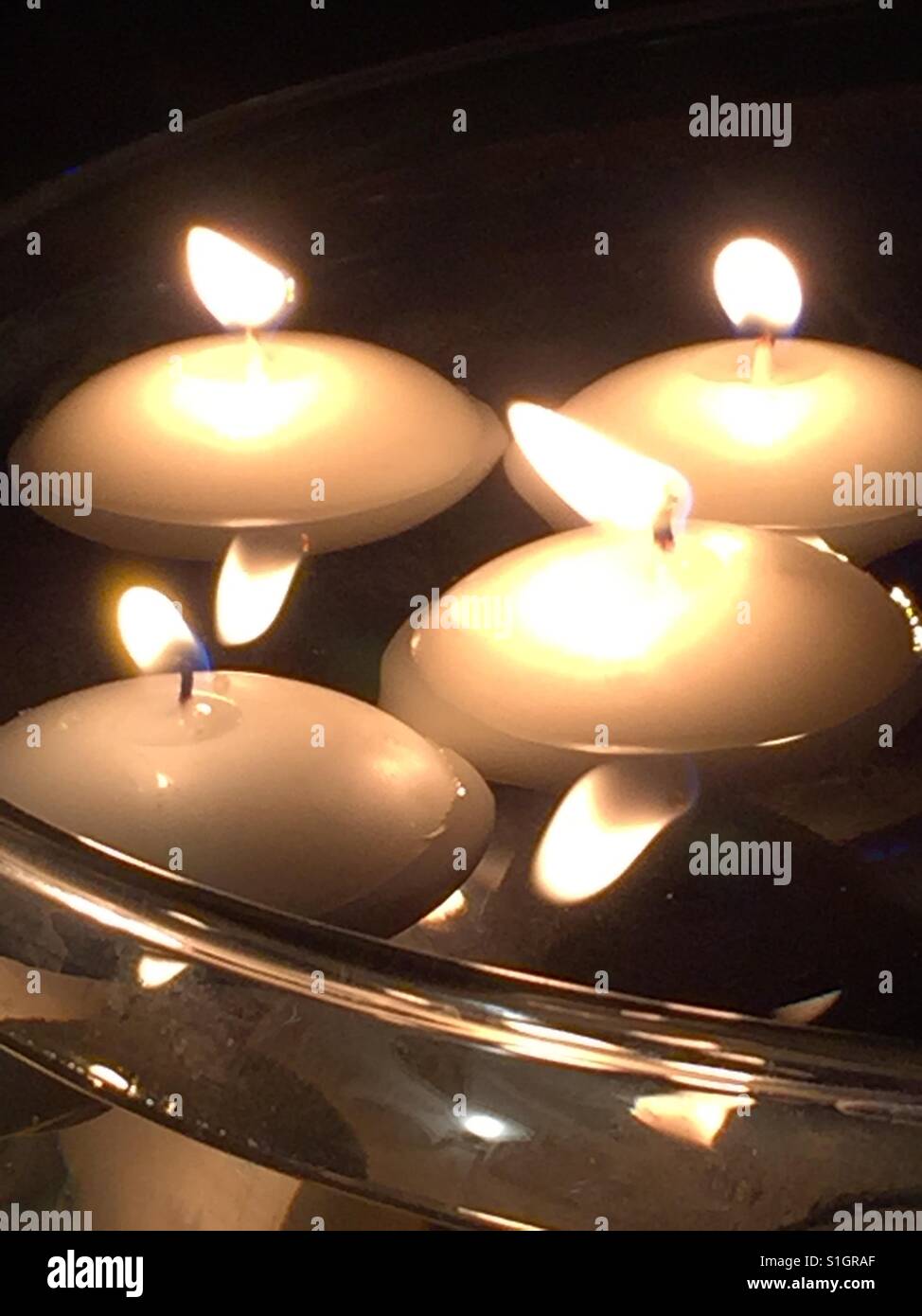 Flickering Candles High Resolution Stock Photography and Images Alamy