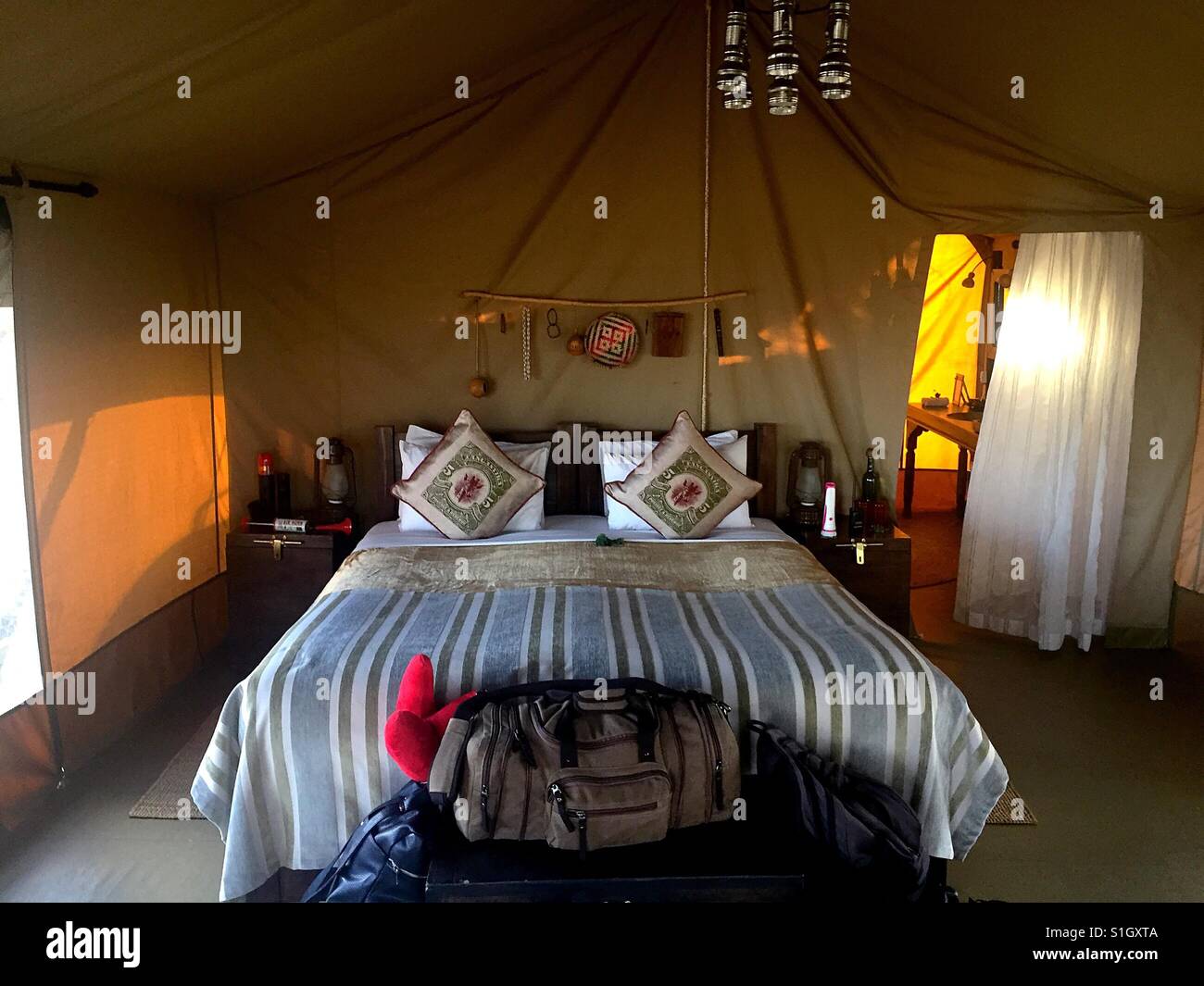 Tent cabin hi-res stock photography and images - Alamy