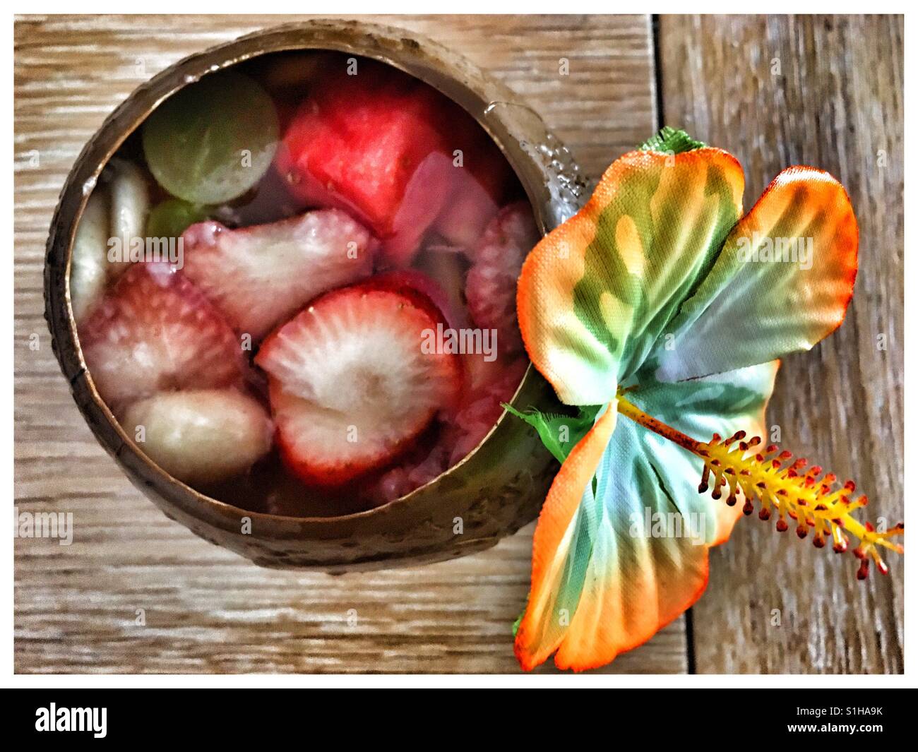 Gin and Tonic with mixed fruits Stock Photo Alamy