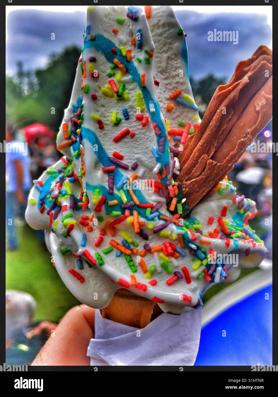 Flake ice cream hires stock photography and images Alamy