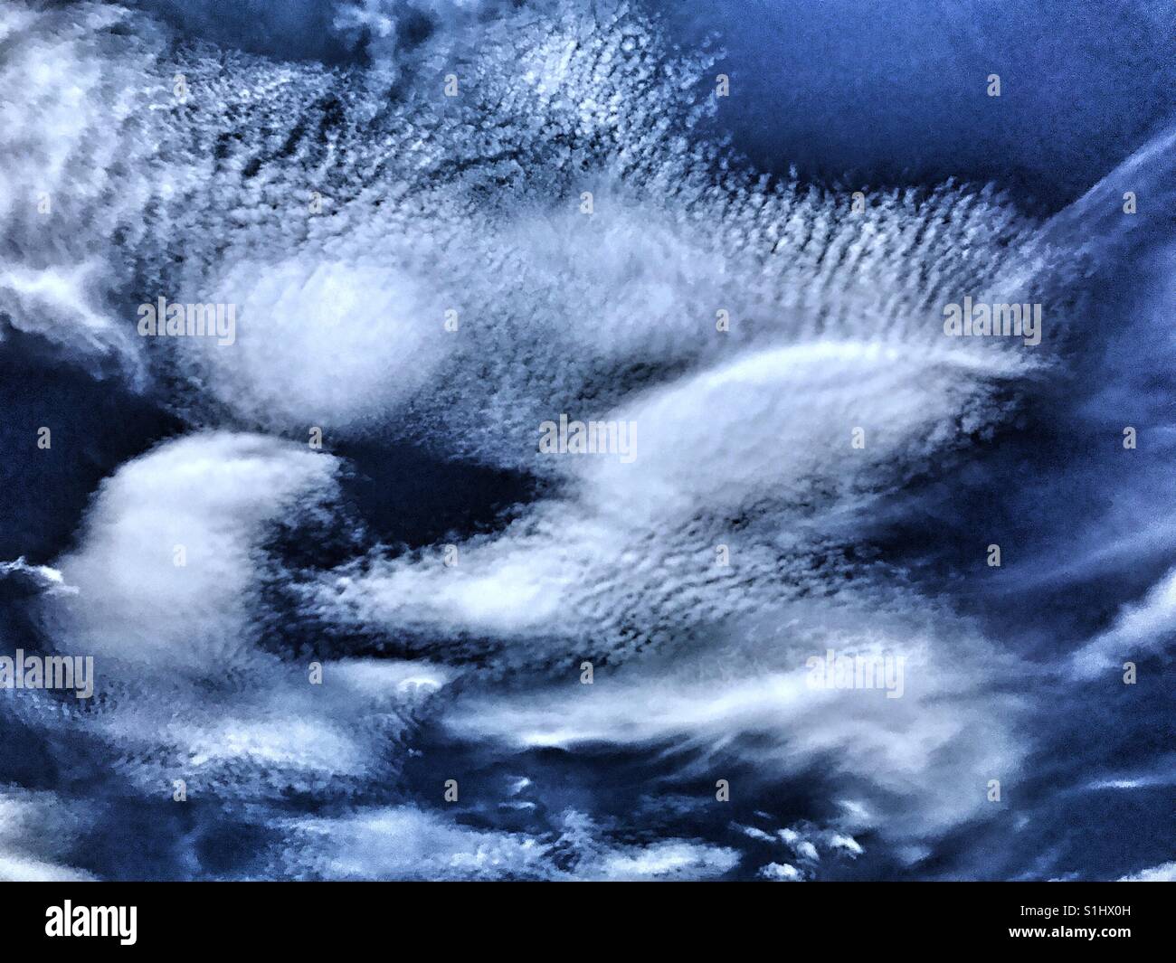 Abstract cloud pattern hi-res stock photography and images - Alamy