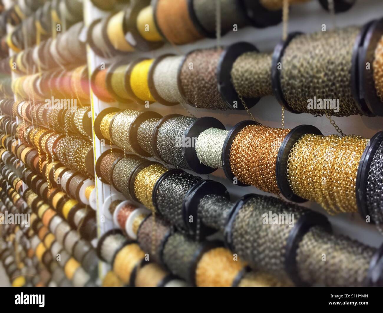 Decorative chain hi-res stock photography and images - Alamy