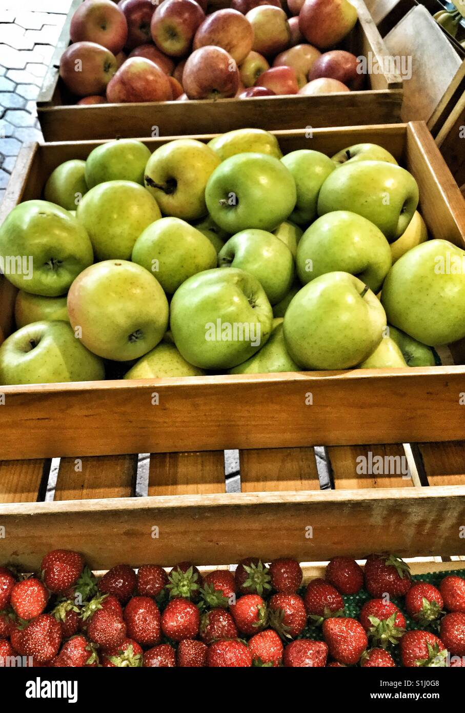 Niagara fruit stand Stock Photo Alamy