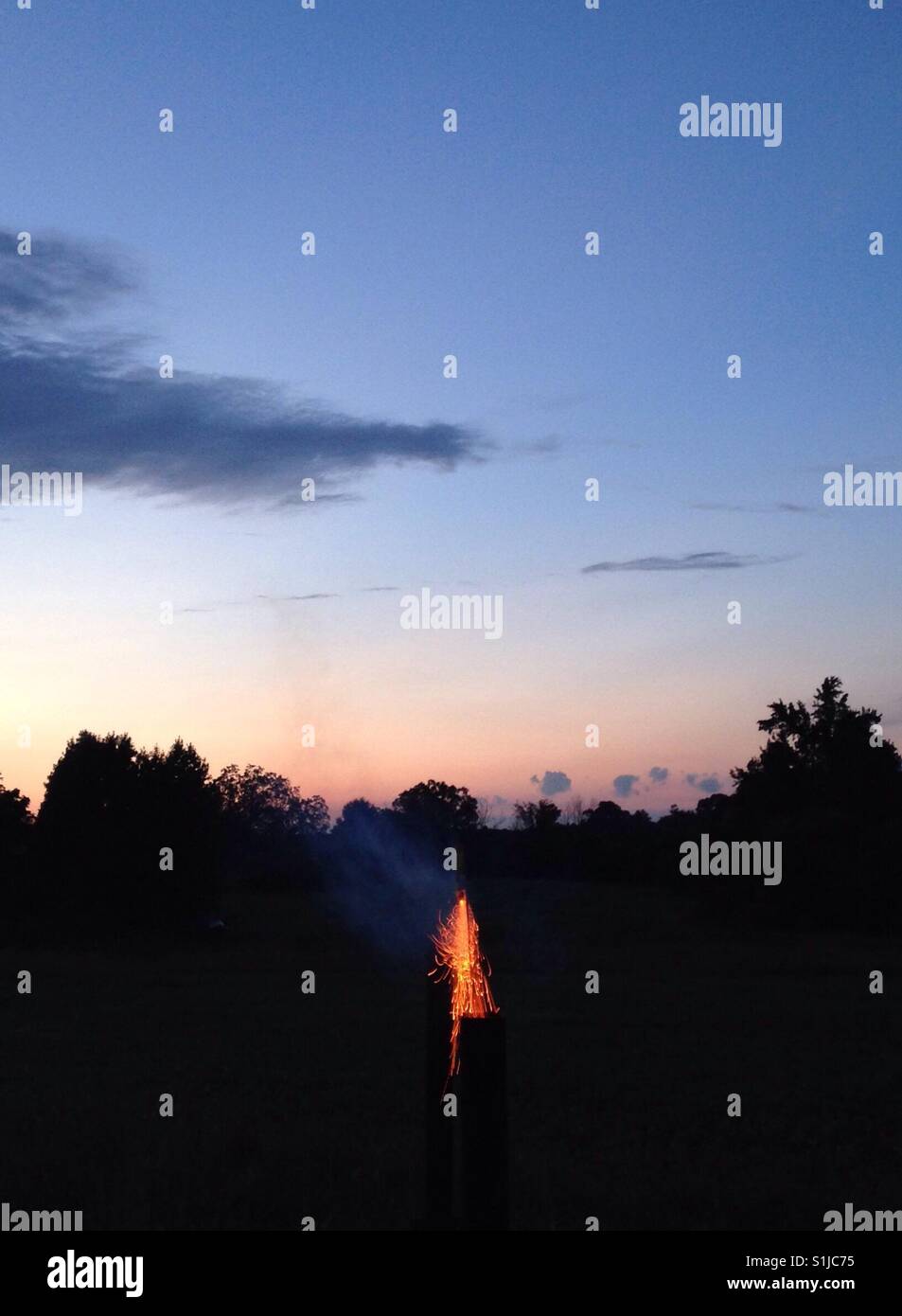 Bottle rockets fireworks hi-res stock photography and images - Alamy