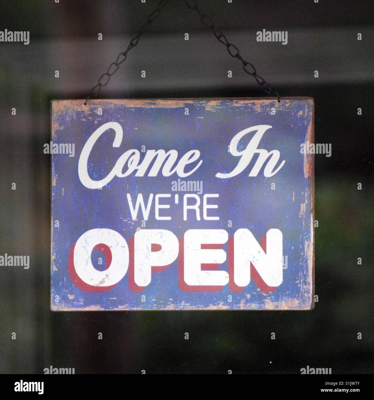 Top 28+ Wallpapers come in we re open vintage sign Excellent