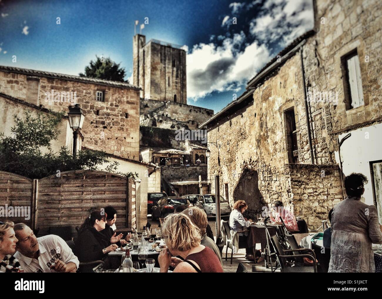 Terrasse restaurant hi-res stock photography and images - Alamy