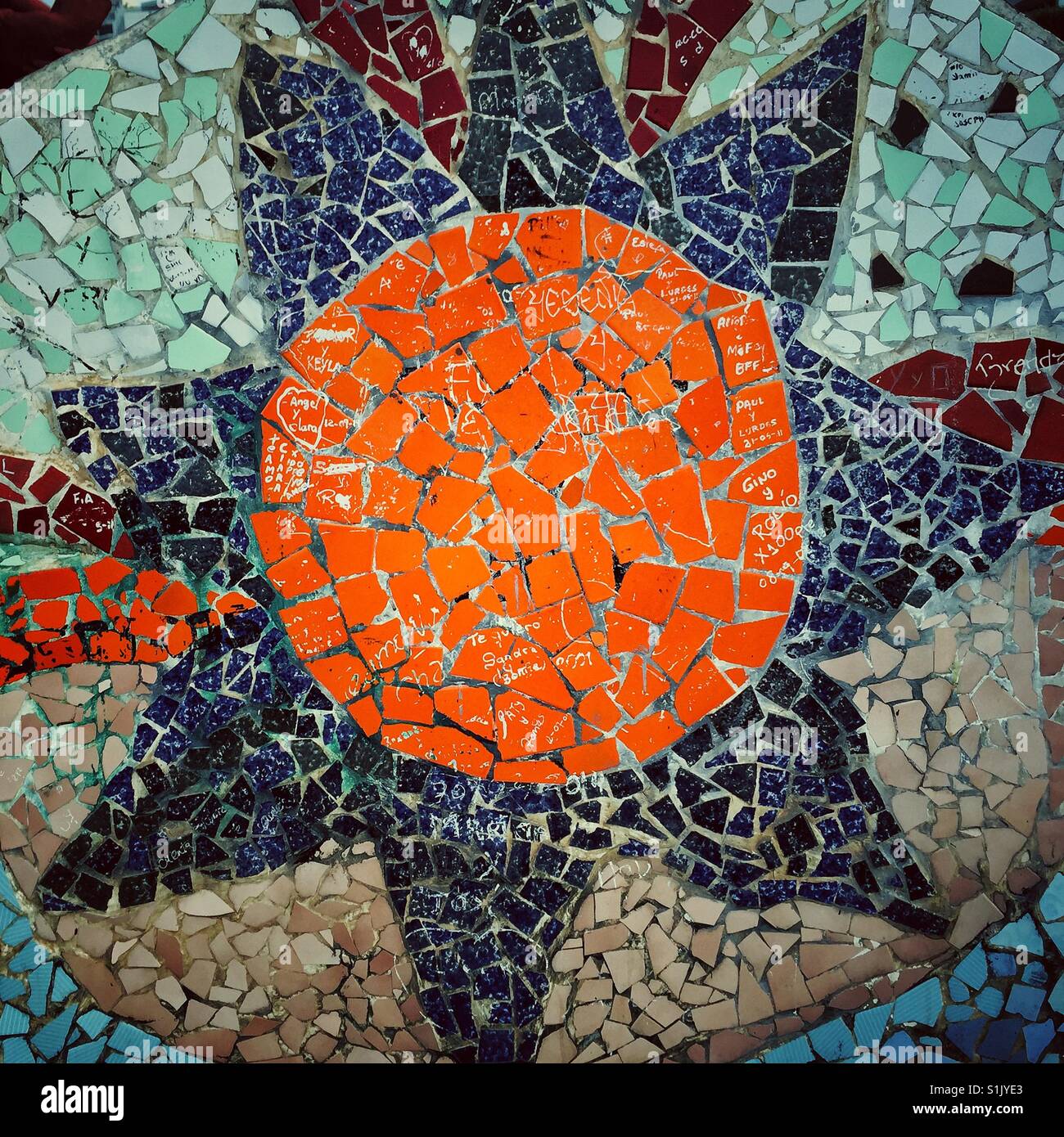 Floral mosaic hi-res stock photography and images - Alamy
