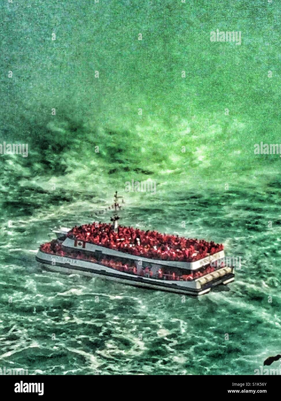 The Hornblower boat approaching the falls Stock Photo Alamy