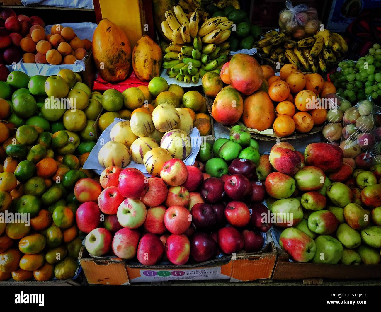 Fruit stand in market in Peru Stock Photo Alamy