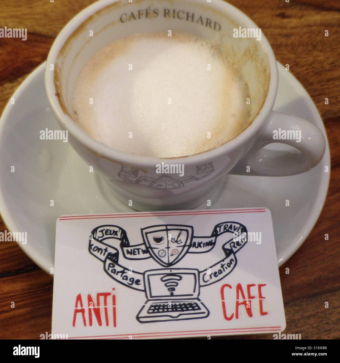 Anti cafe paris hi-res stock photography and images - Alamy