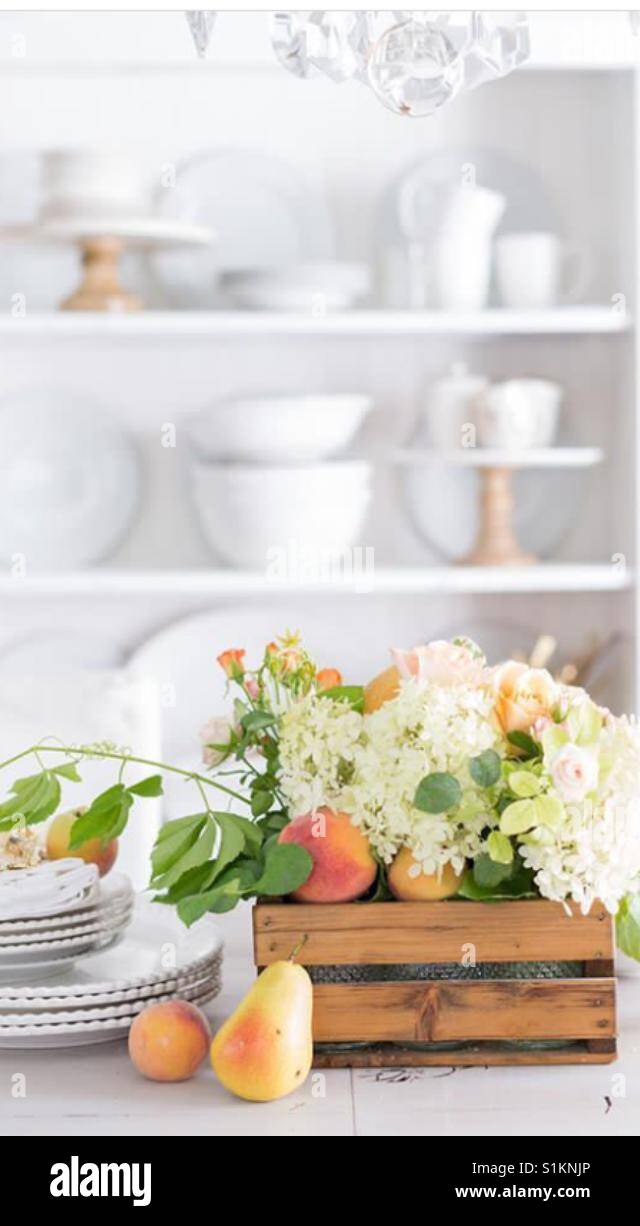 All white kitchen Stock Photo - Alamy