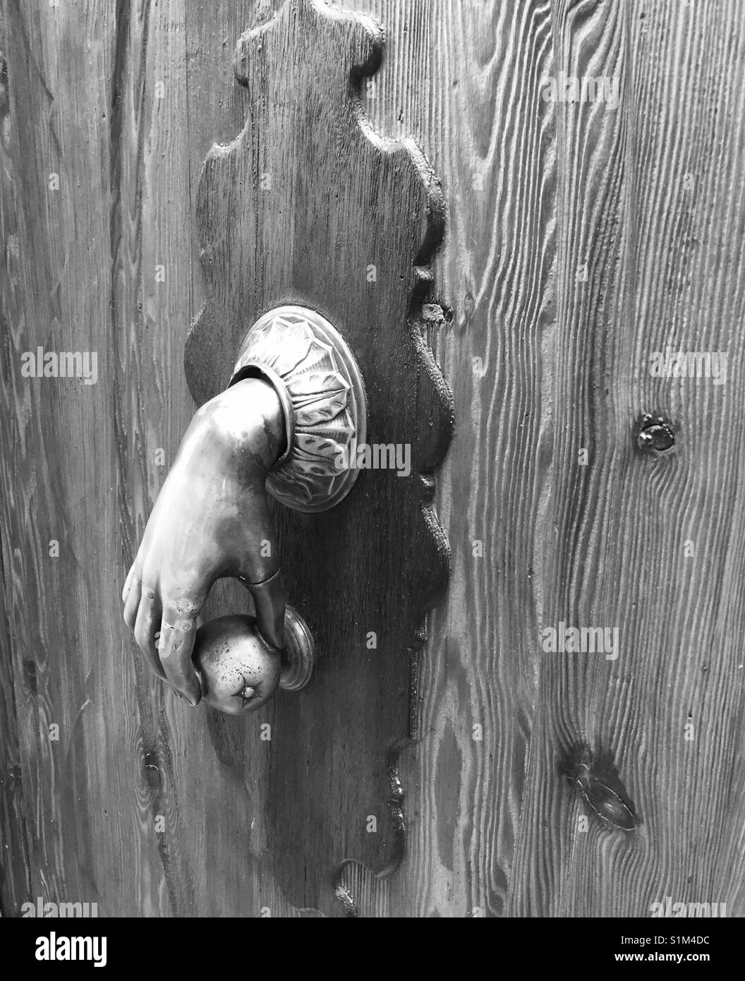 Hand knocker hires stock photography and images Alamy