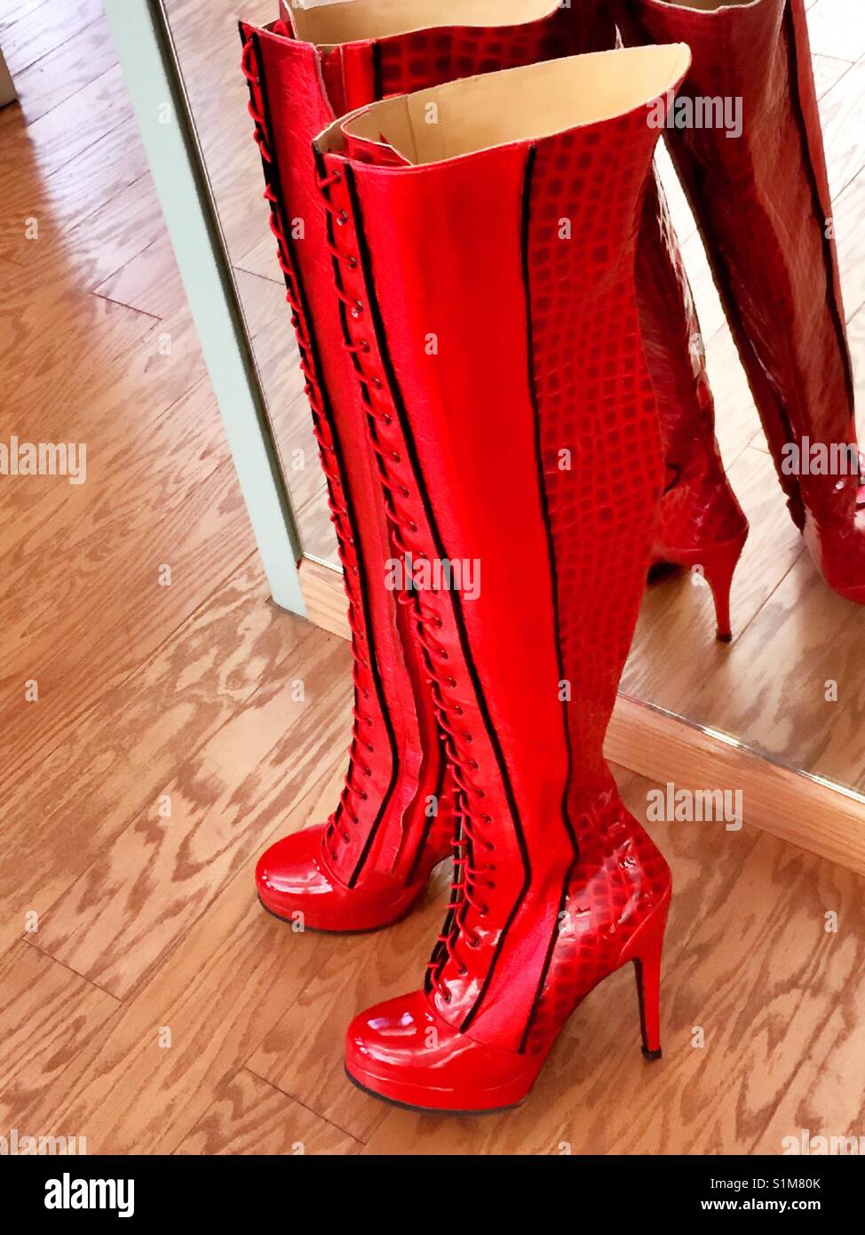 Musical show kinky boots hi-res stock photography and images - Alamy