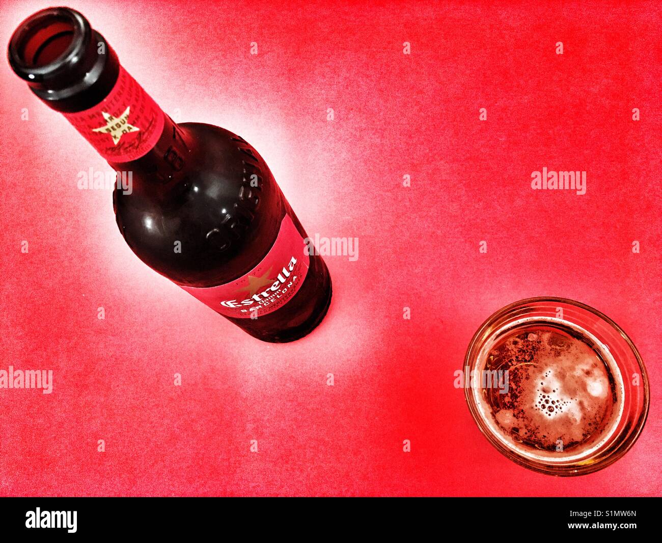 Estrella beer hi-res stock photography and images - Alamy