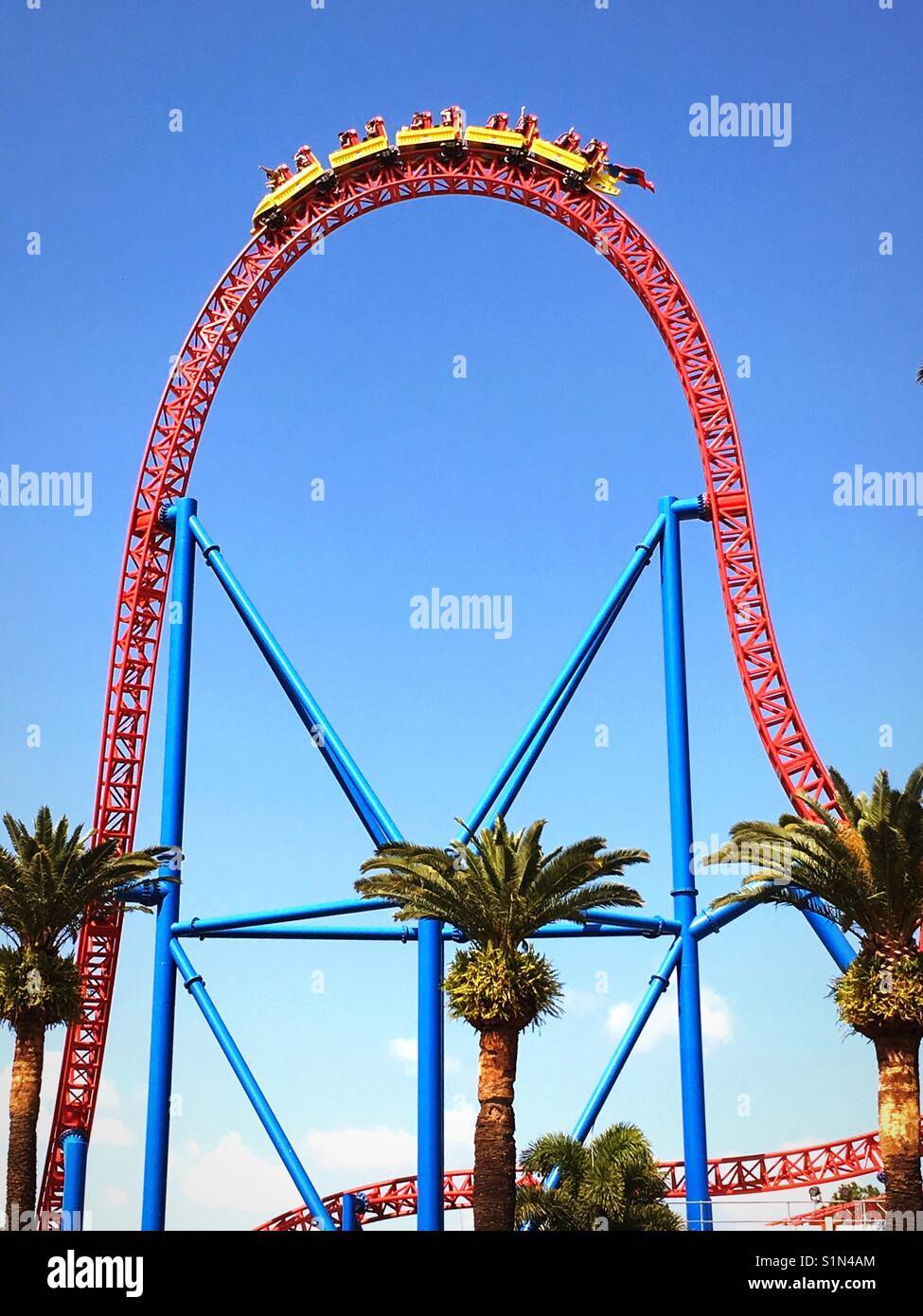 Roller coaster car hires stock photography and images Alamy