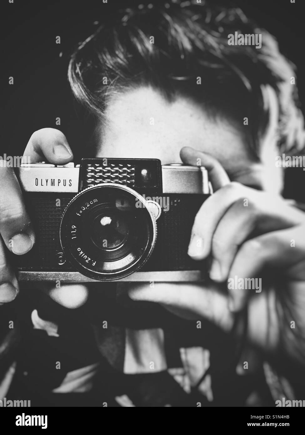 Olympus Pen halfframe film camera Stock Photo Alamy