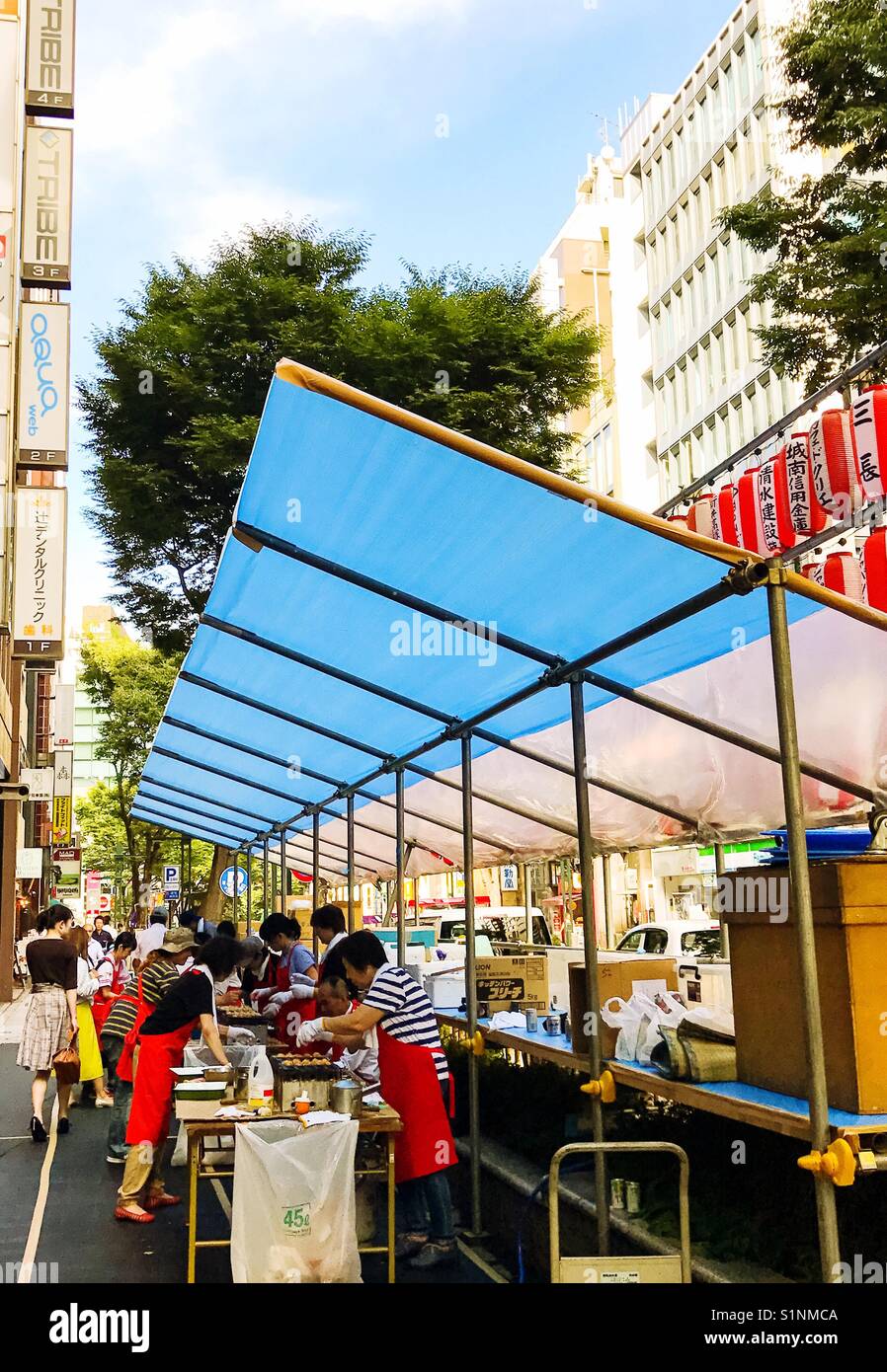 Japan festival stall hi-res stock photography and images - Alamy