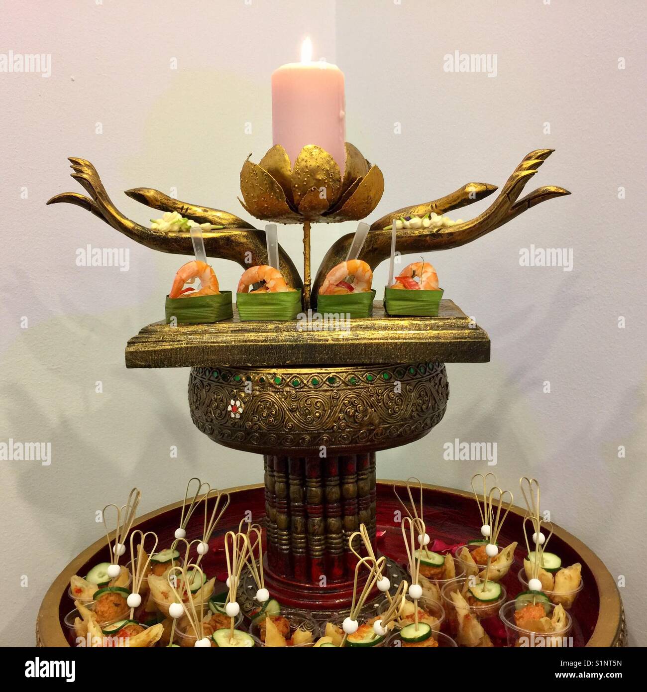 Thai Food Presentation Stock Photo Alamy thai-food-presentation-stock-photo-alamy