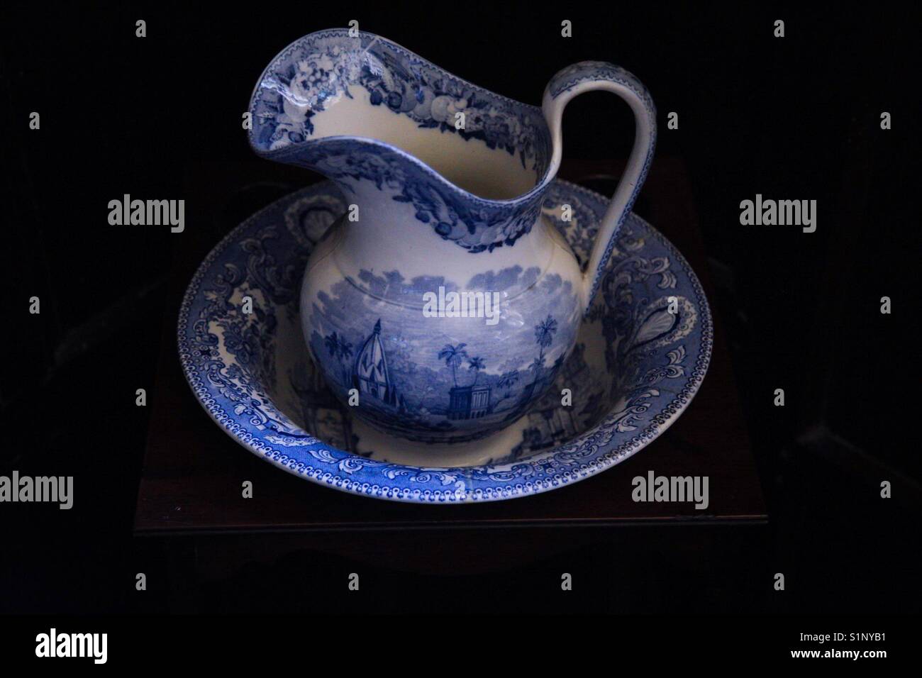 Jug and plate Stock Photo Alamy