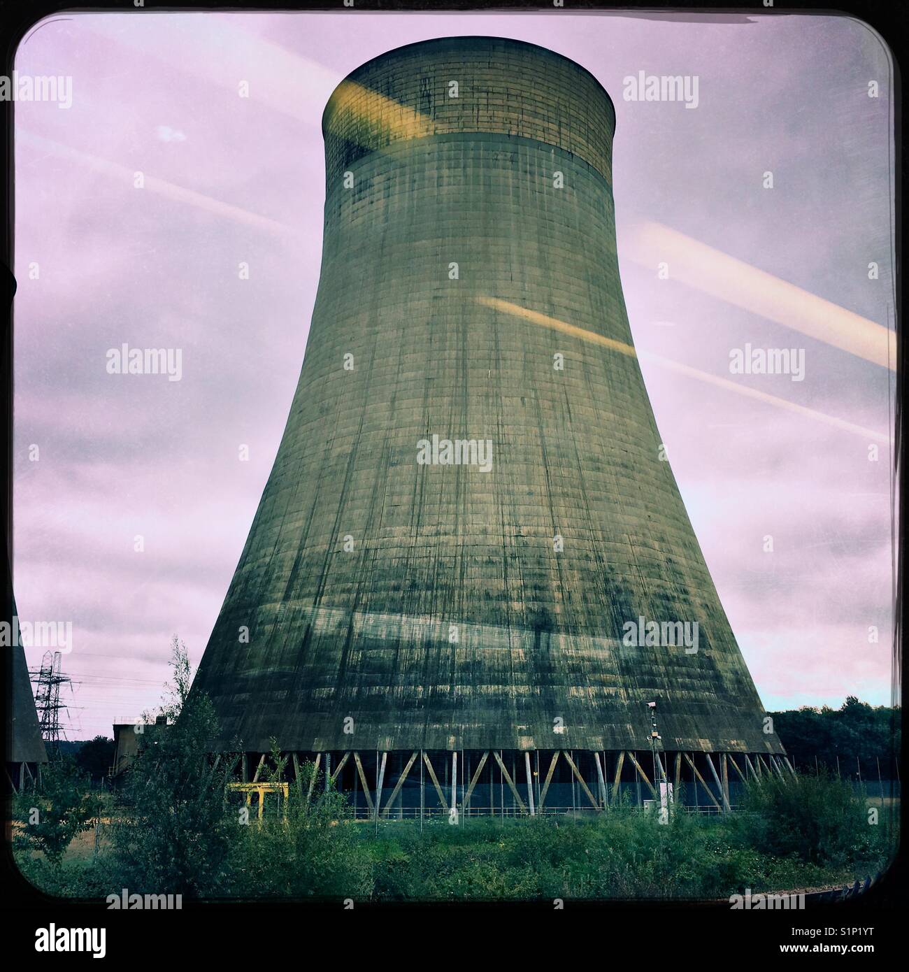 Power Station cooling towers Nottingham Stock Photo