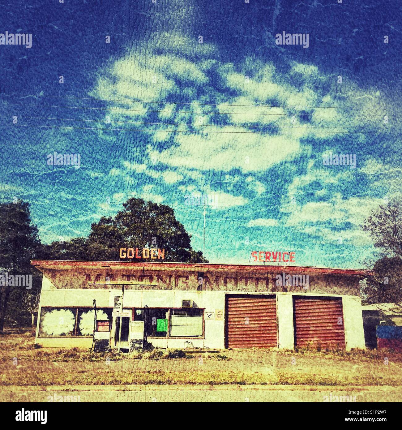 Old abandoned service station in small rural town. Matong, NSW, Australia Stock Photo