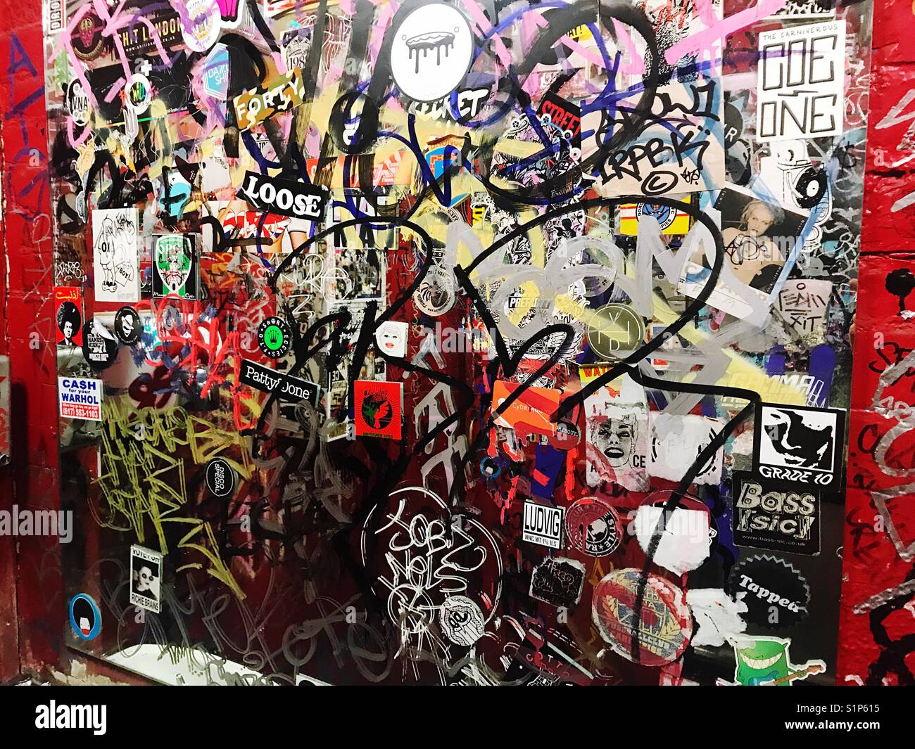Toilet graffiti hi-res stock photography and images - Alamy