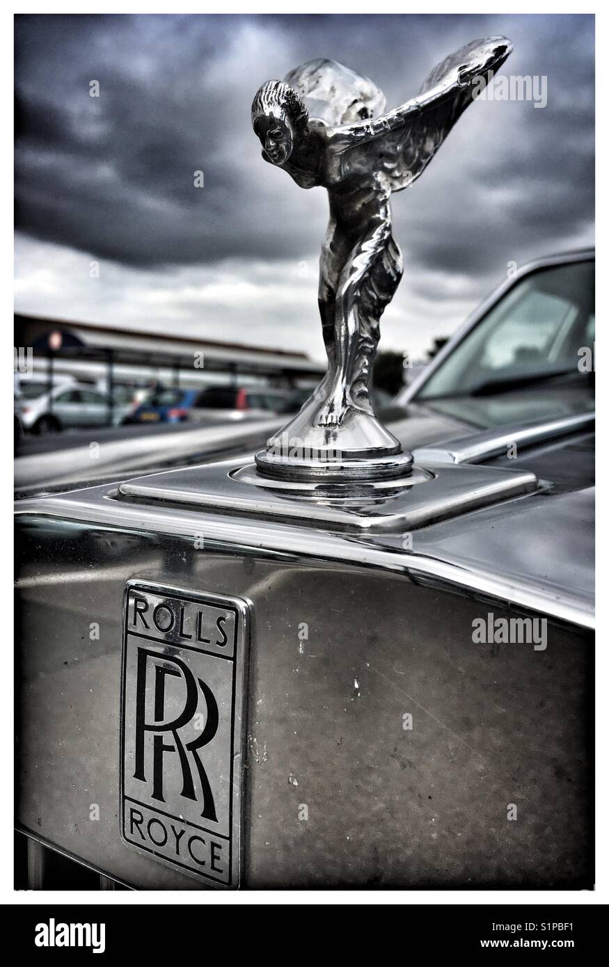Rolls Royce Logo and The Spirit of Ecstasy Stock Photo - Alamy