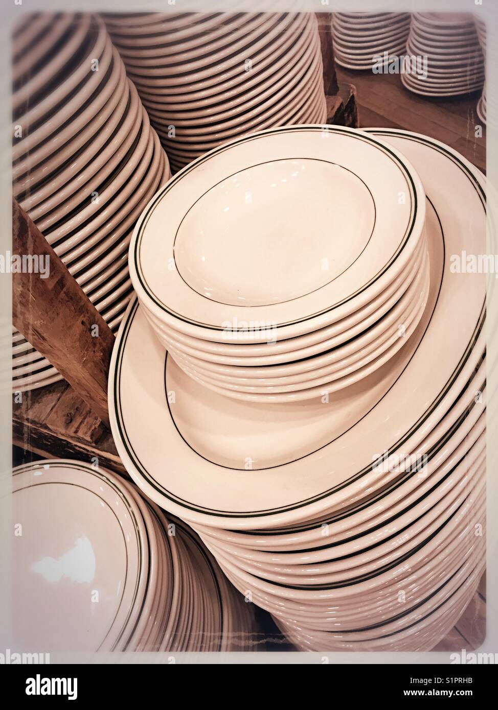 Plates on display in Fishs Eddy,NYC Stock Photo Alamy