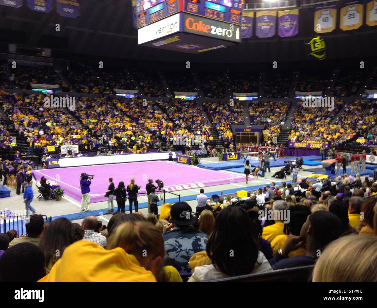 Lsu gymnastics hires stock photography and images Alamy