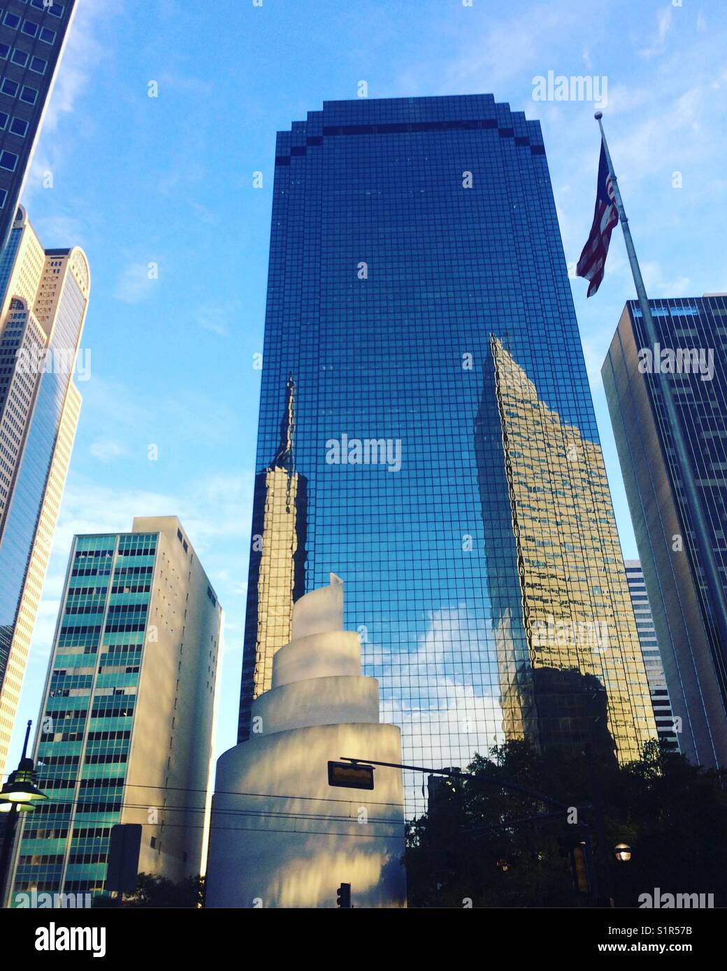 Dallas skyscrapers hi-res stock photography and images - Alamy
