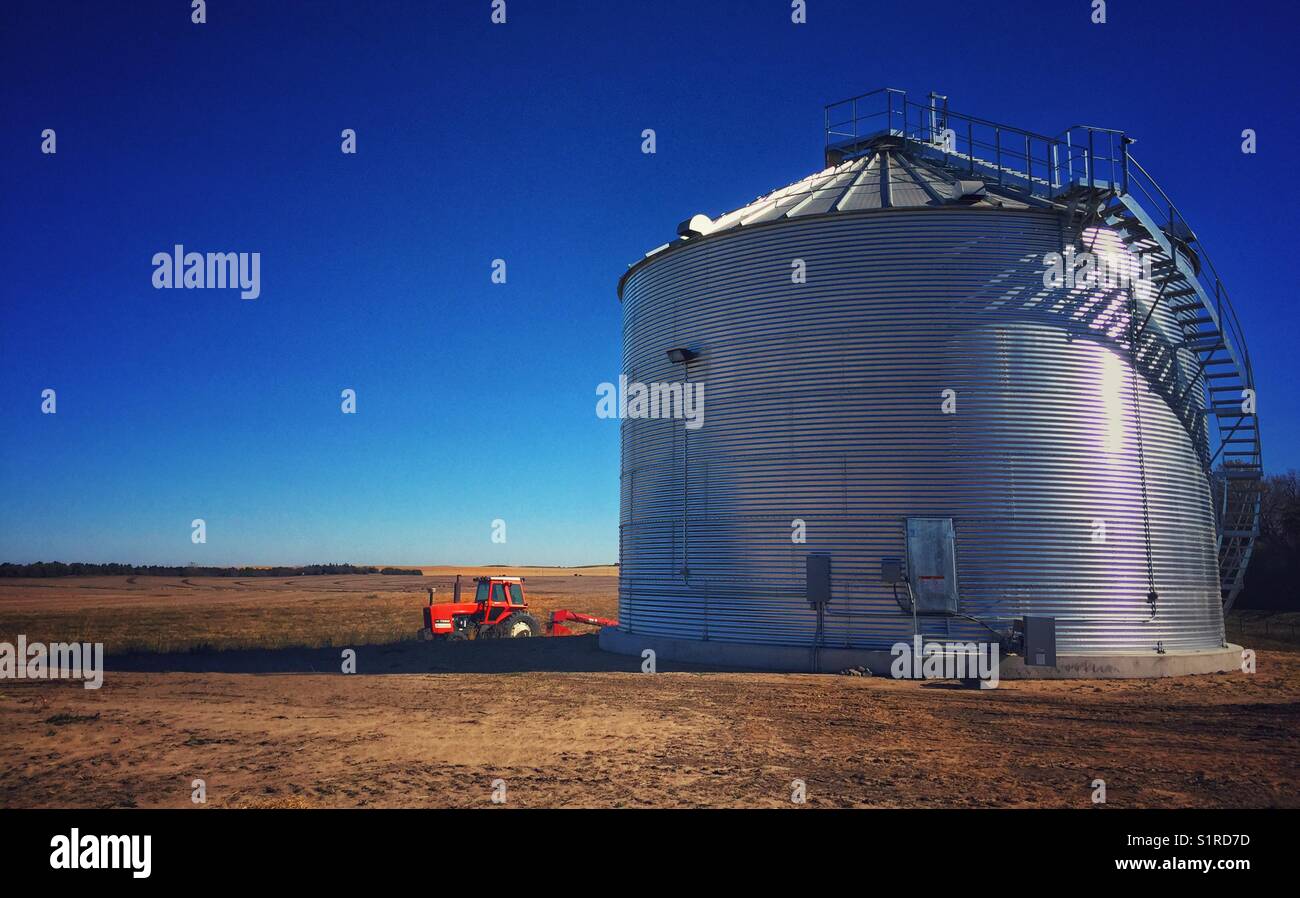Grain silo Stock Photo