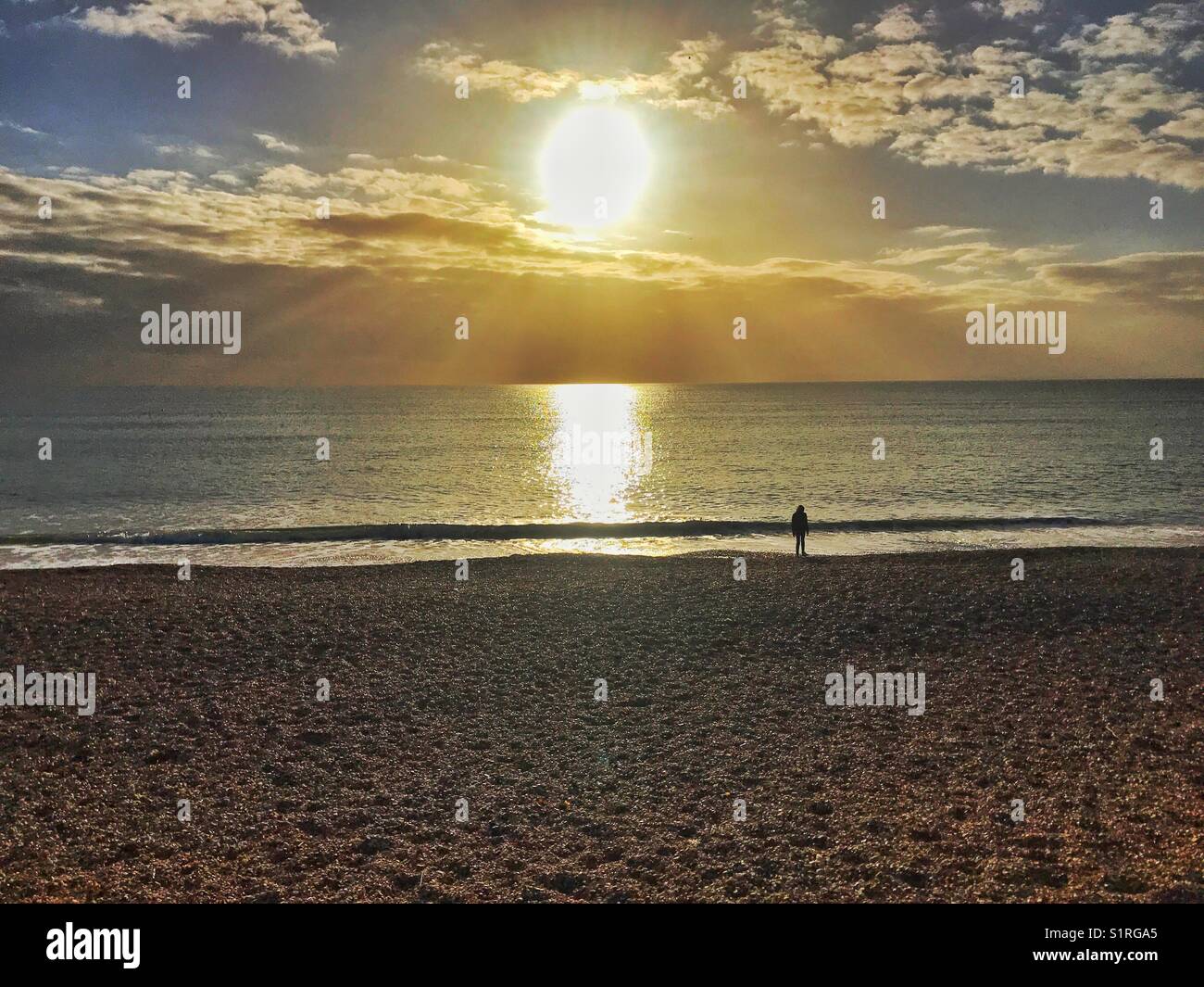 Featured image of post Snapseed Sunlight Effect : Welcome friends is video me apko btaunga snapseed dark tone effect photo editing kaise kar sakte ho sunlight png link.