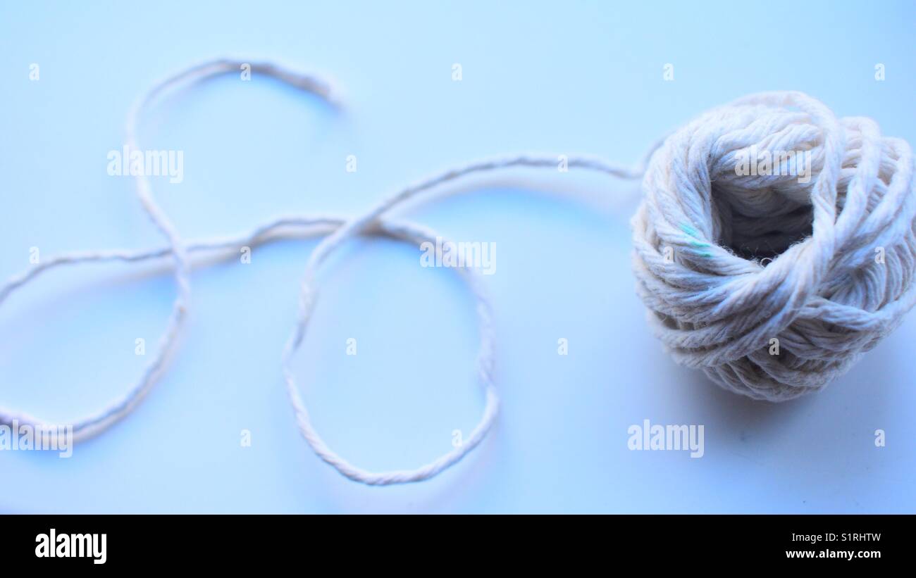 String roll hi-res stock photography and images - Page 3 - Alamy