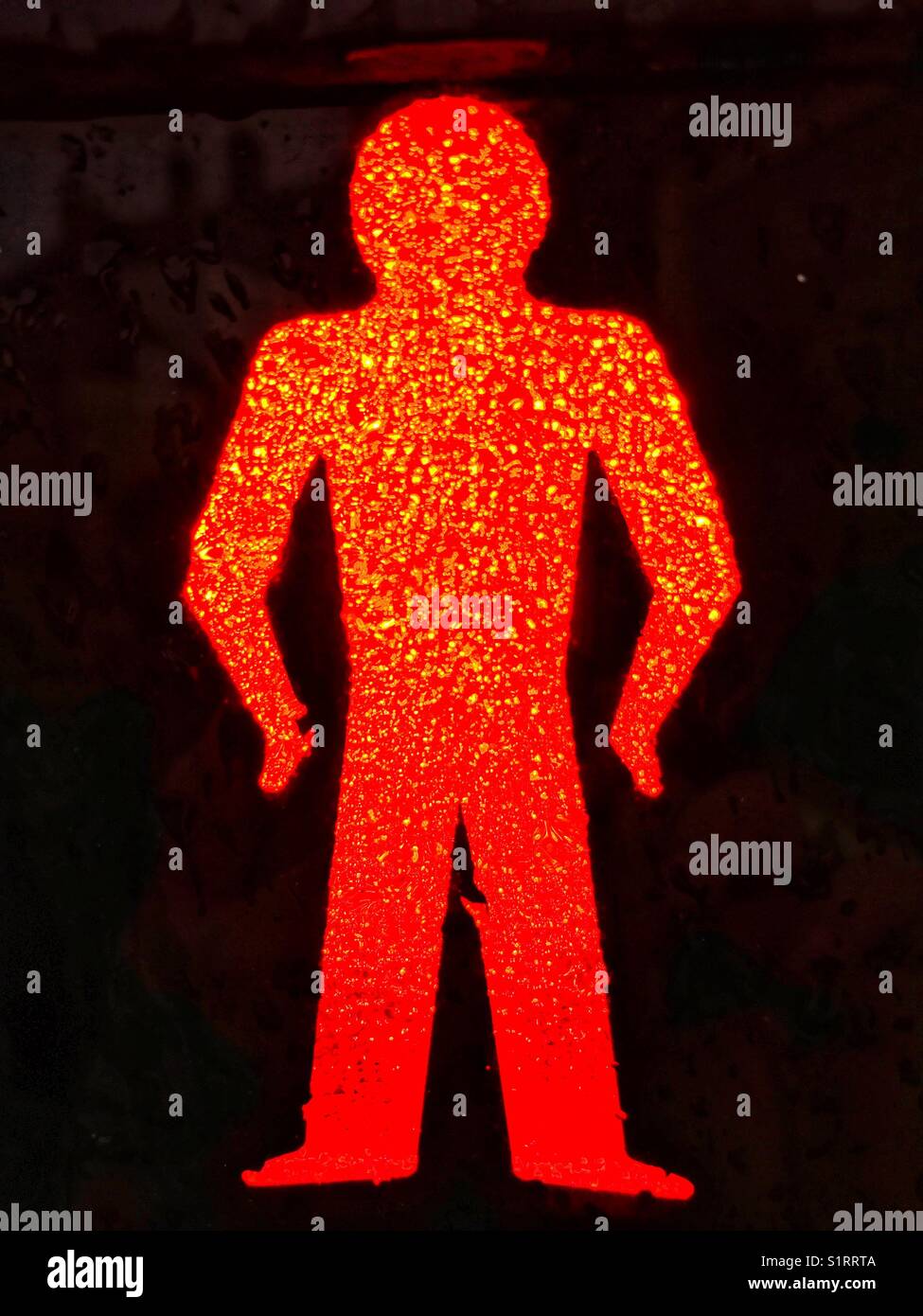 Traffic light red hi-res stock photography and images - Alamy