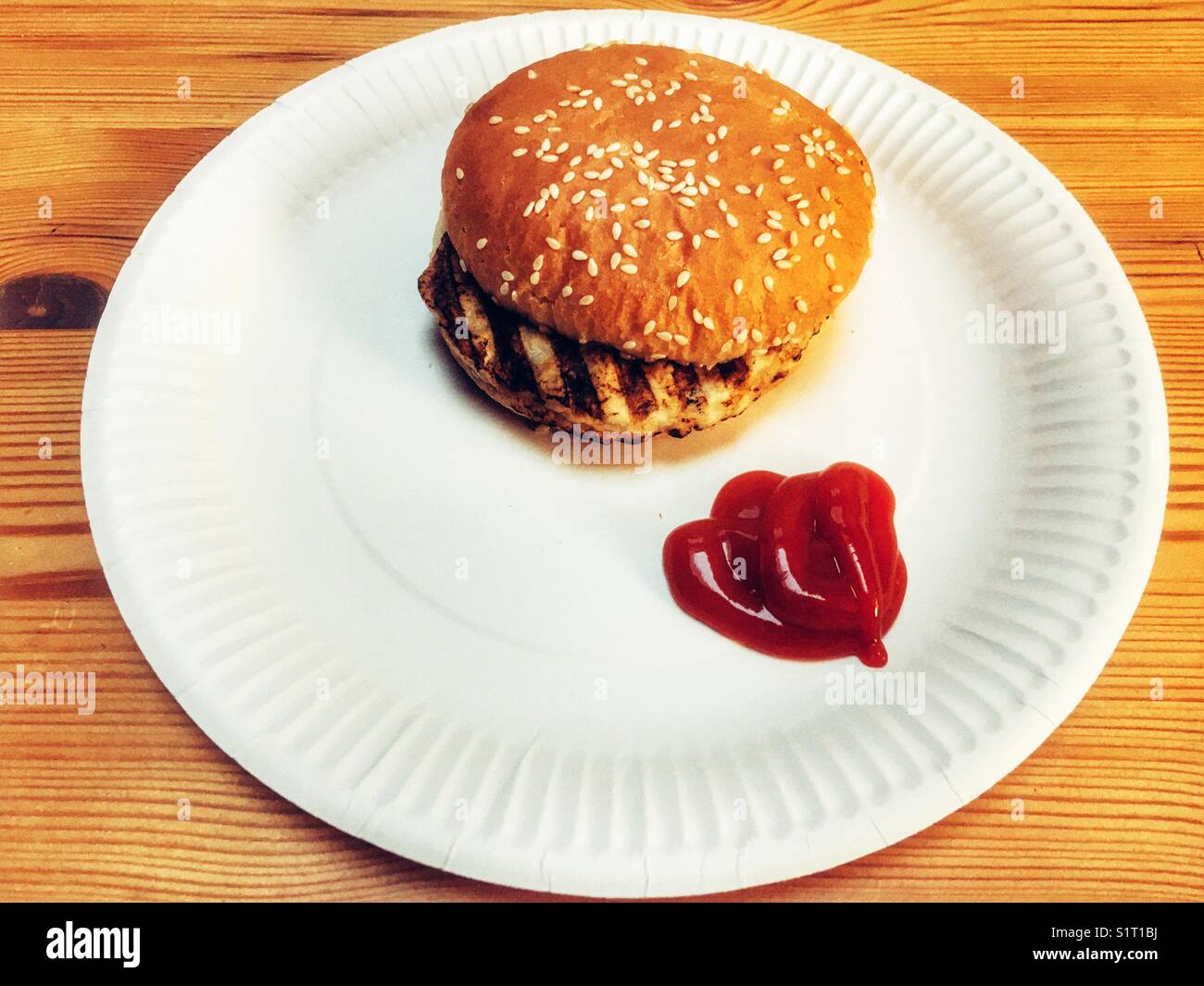 Grilled chicken burger hires stock photography and images Alamy