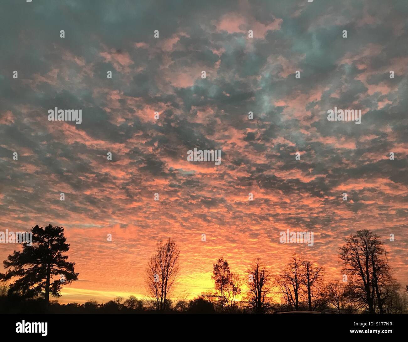 Sunset fire hi-res stock photography and images - Alamy