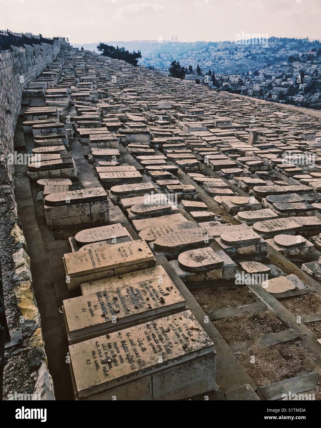 A jewish cemetery on the Mount of Olives in Jerusalem Stock Photo Alamy