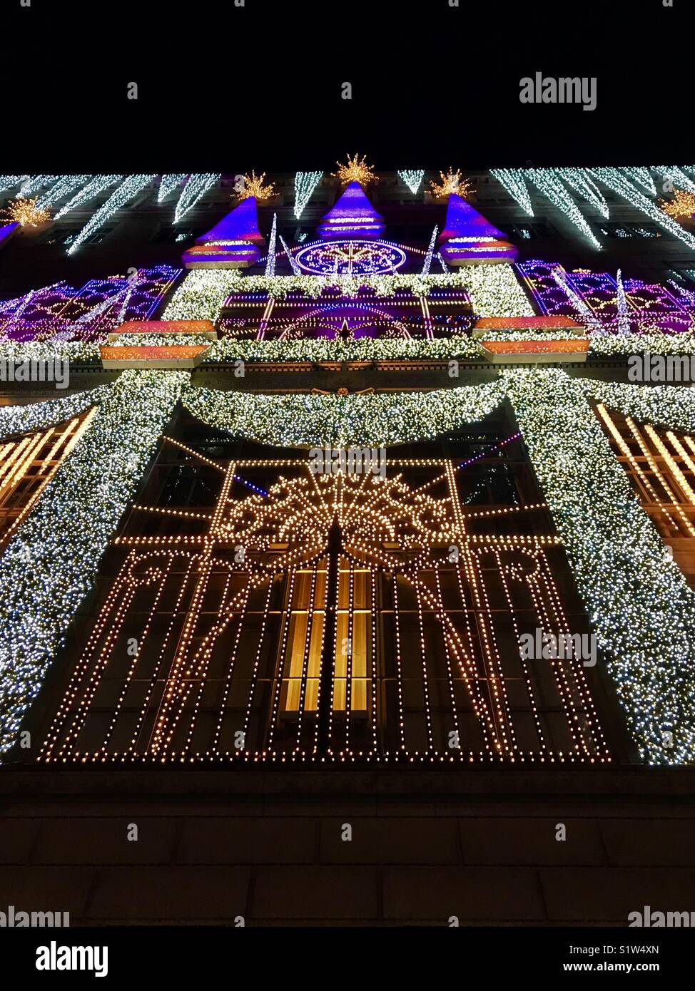 Saks lights hires stock photography and images Alamy