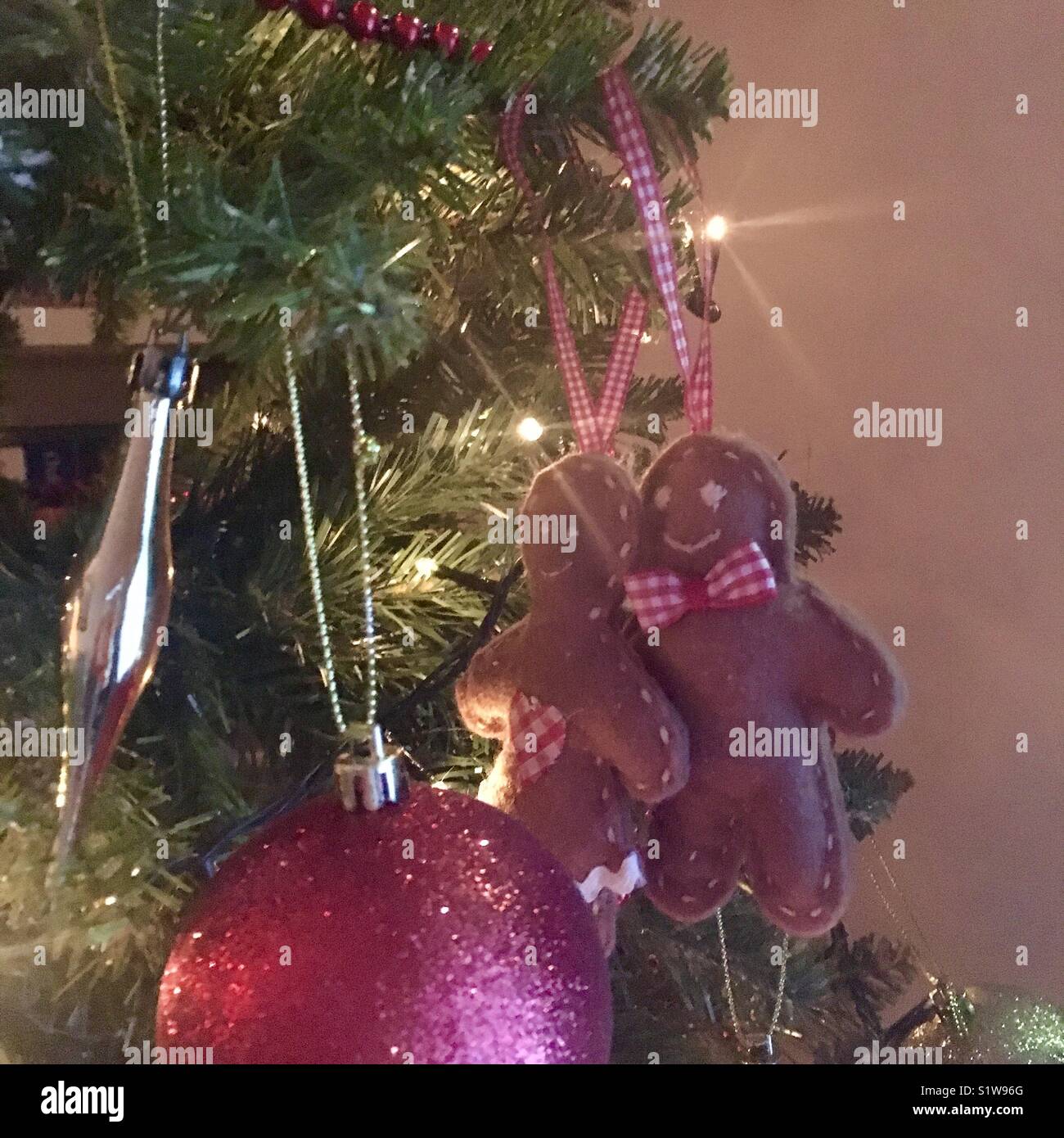 Mr and mrs gingerbread men hires stock photography and images Alamy