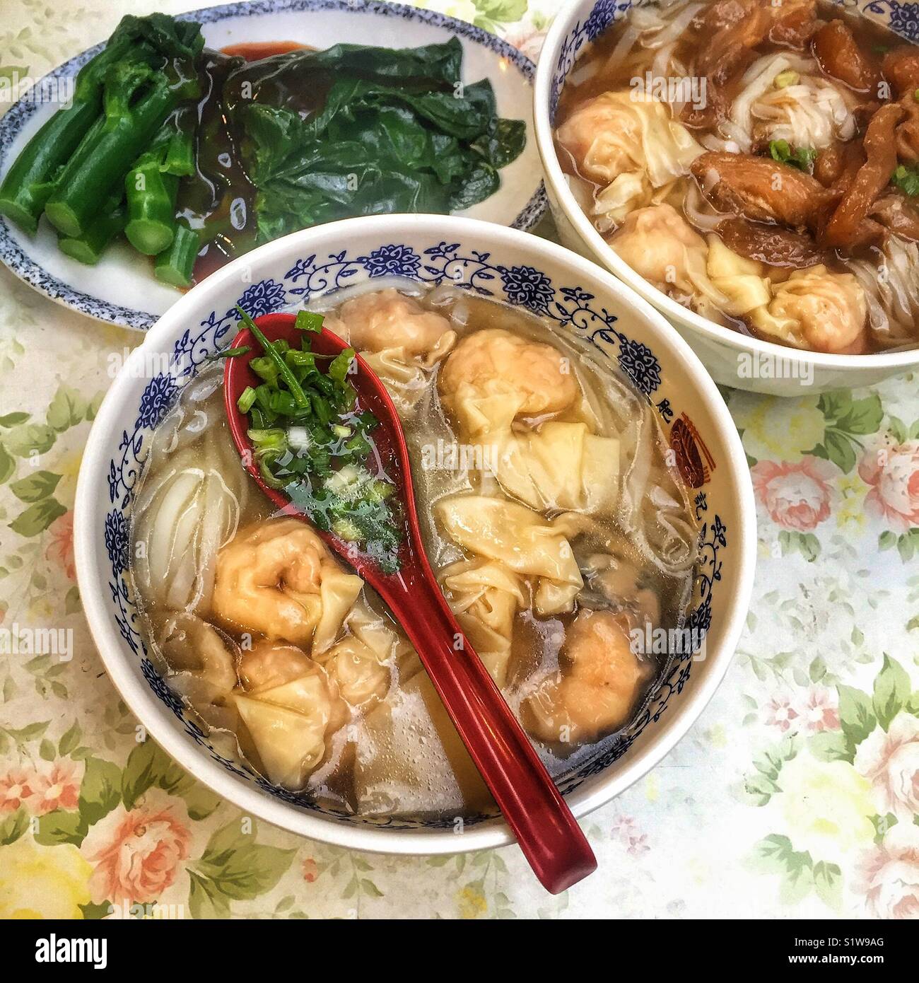 Shrimp wonton noodle soup, braised beef ligaments, gai lan and oyster sauce, Fat Boy Restaurant, Causeway Bay, Hong Kong - Smartphone Captured Stock Image