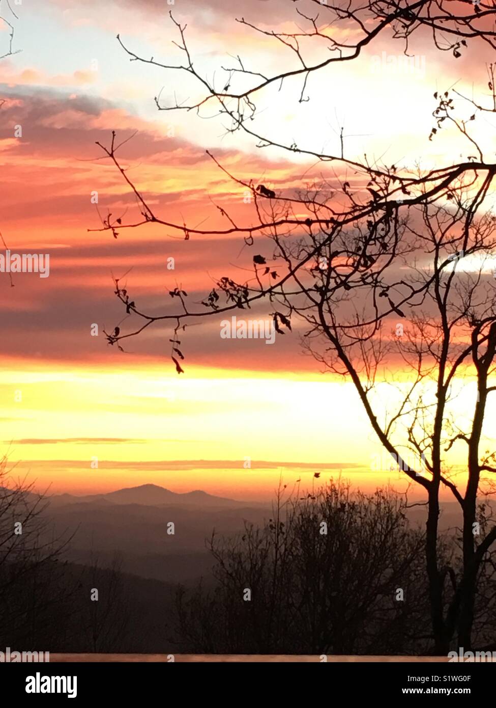 mountain sunrise Stock Photo Alamy