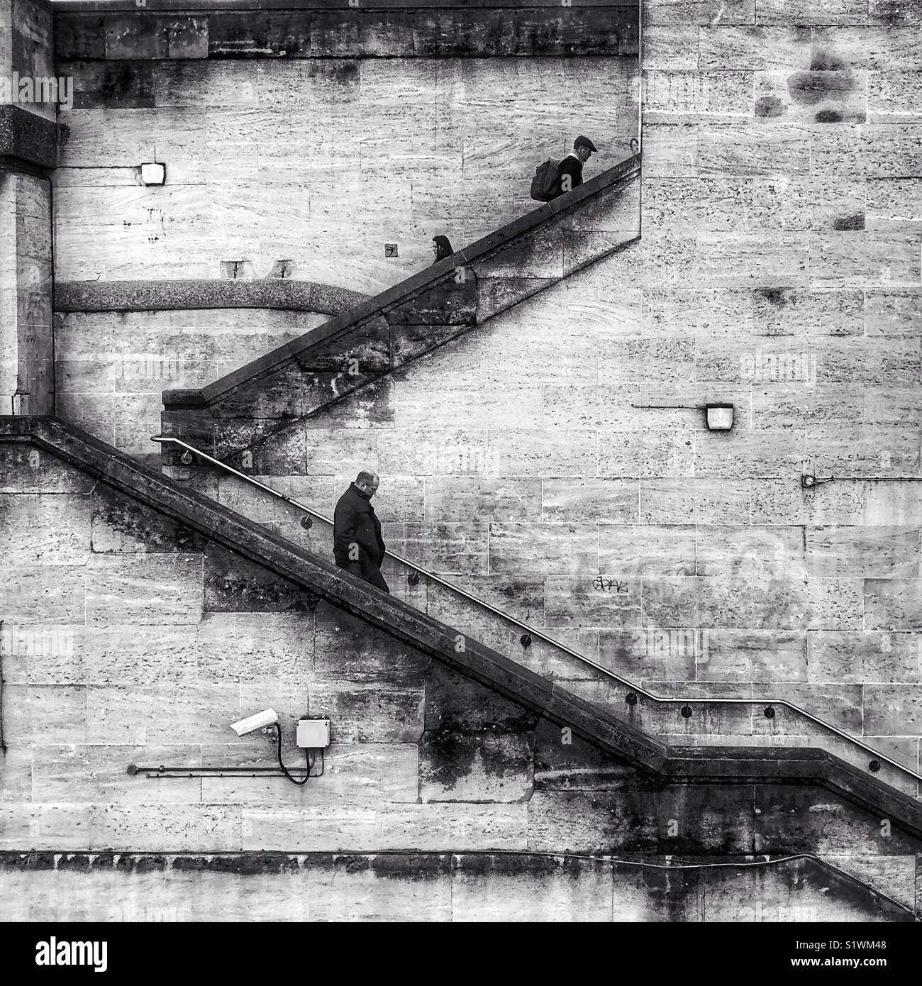 People walking up down steps stairs hi-res stock photography and images ...