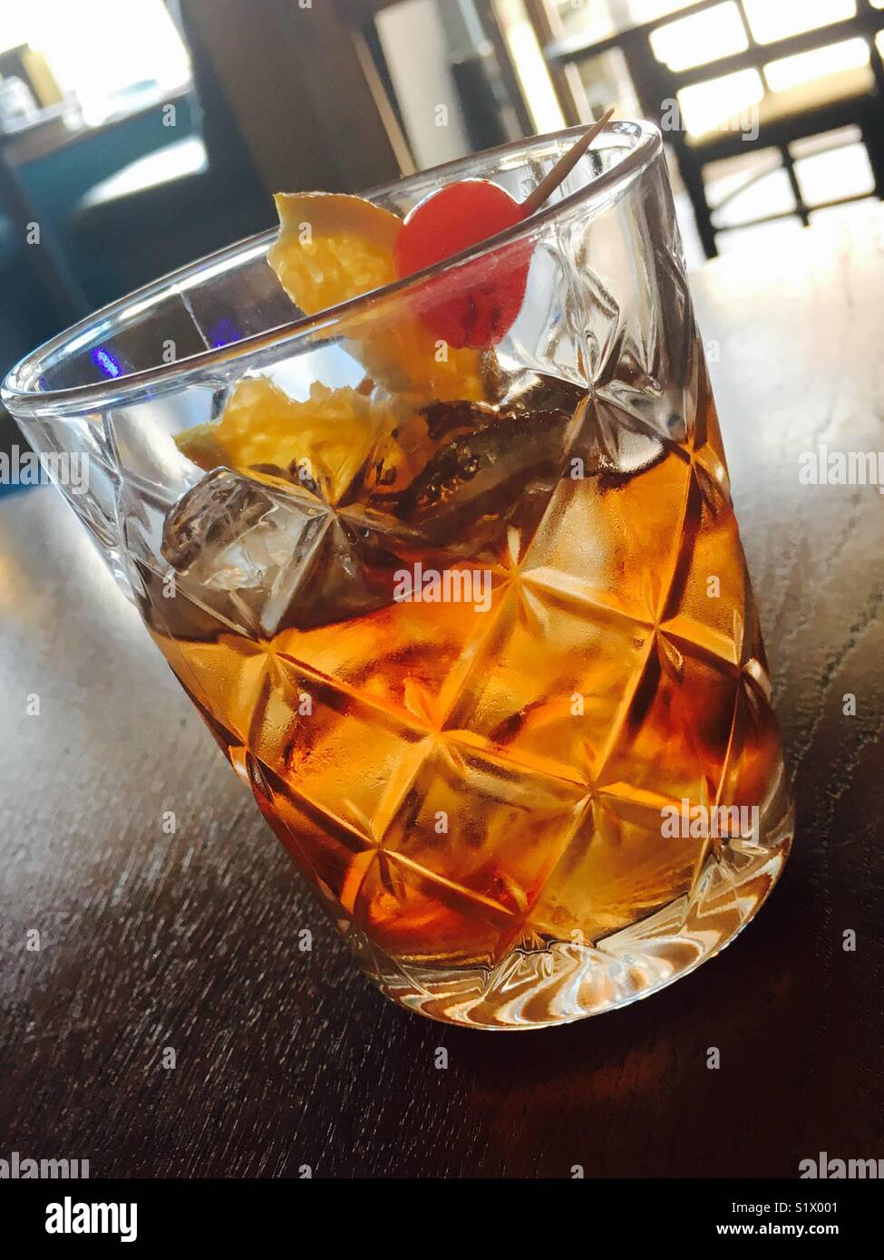 Old fashioned cocktail bourbon hi-res stock photography and images - Alamy