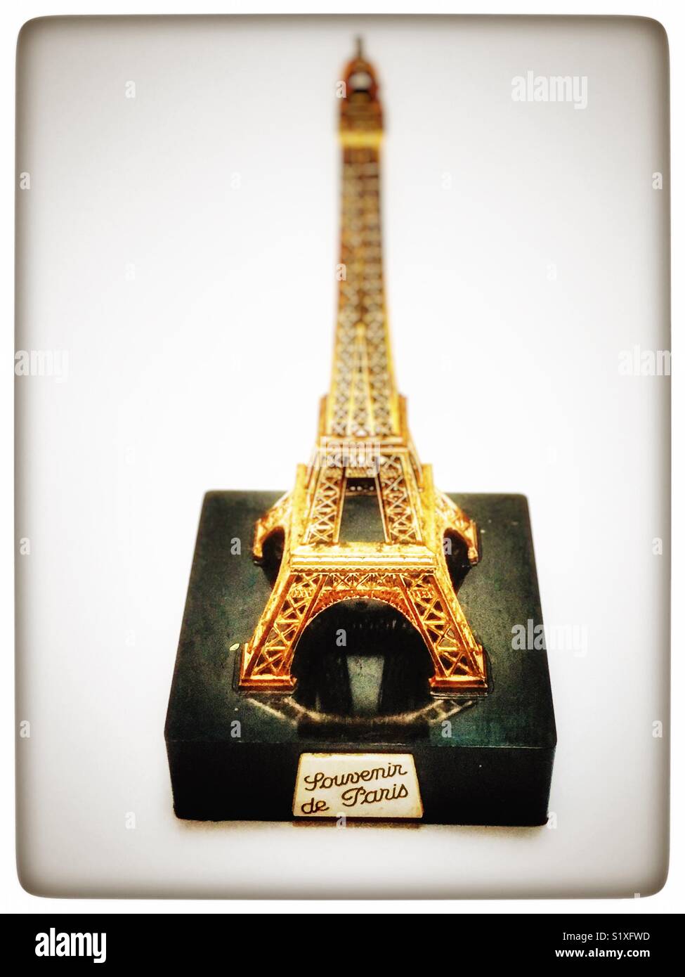 Souvenir de paris hi-res stock photography and images - Alamy