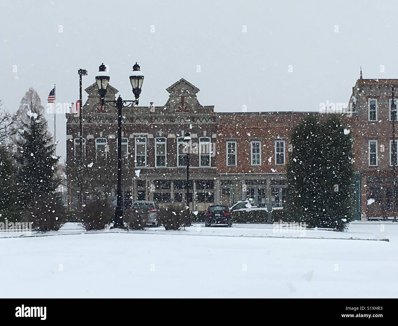 Heavy snow falling in Paducah, Kentucky Stock Photo Alamy