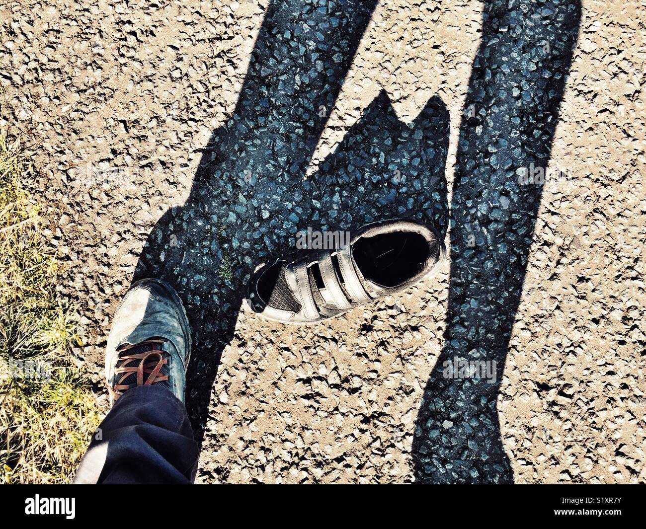 Lost shoe road hi-res stock photography and images - Alamy