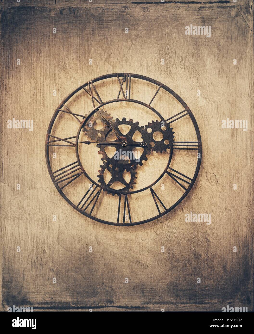 Visible clock mechanism hires stock photography and images Alamy